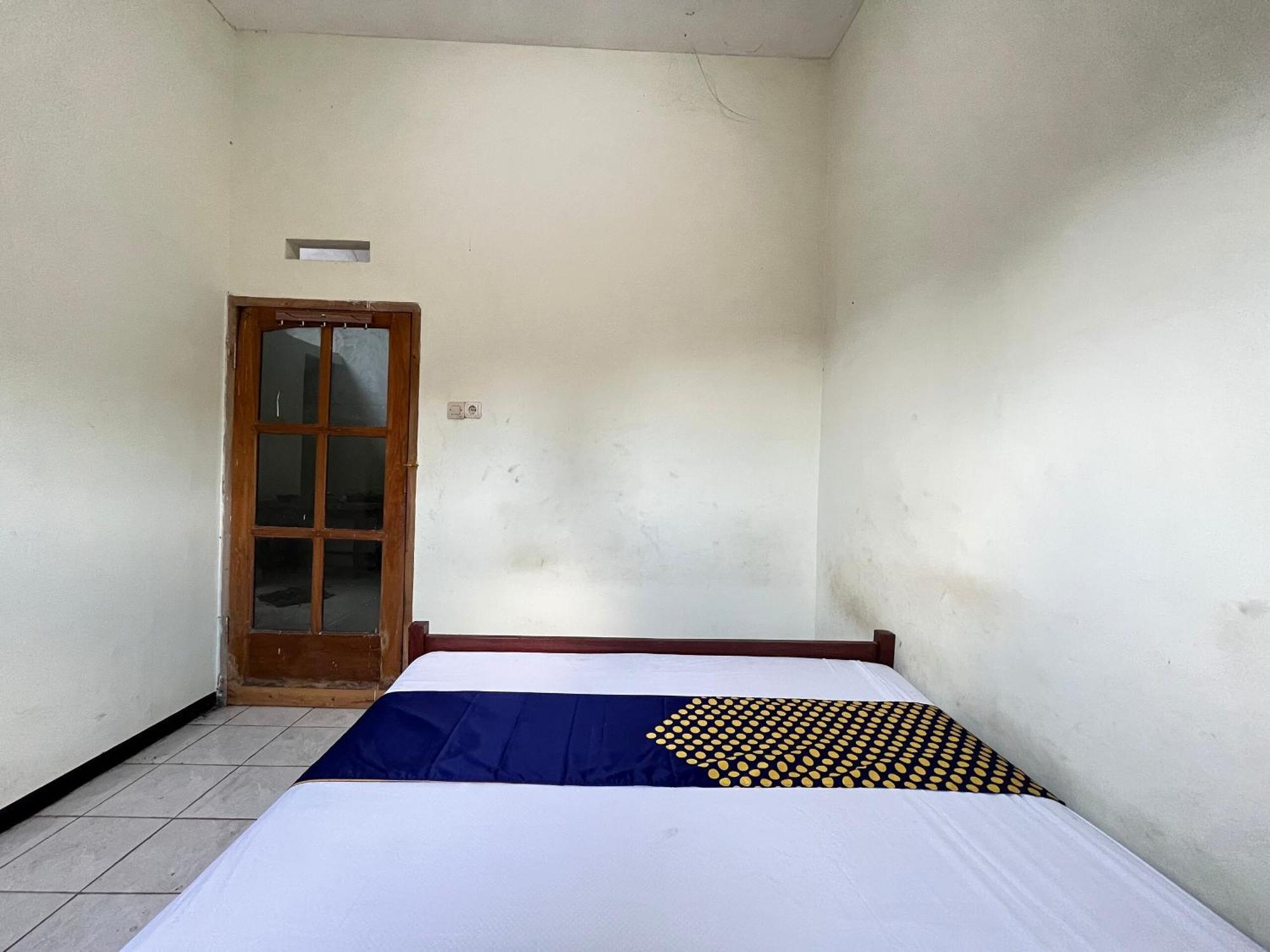 Spot On 93423 Kost Berkah Near Kebun Teh Wonosari Hotell Lawang Eksteriør bilde